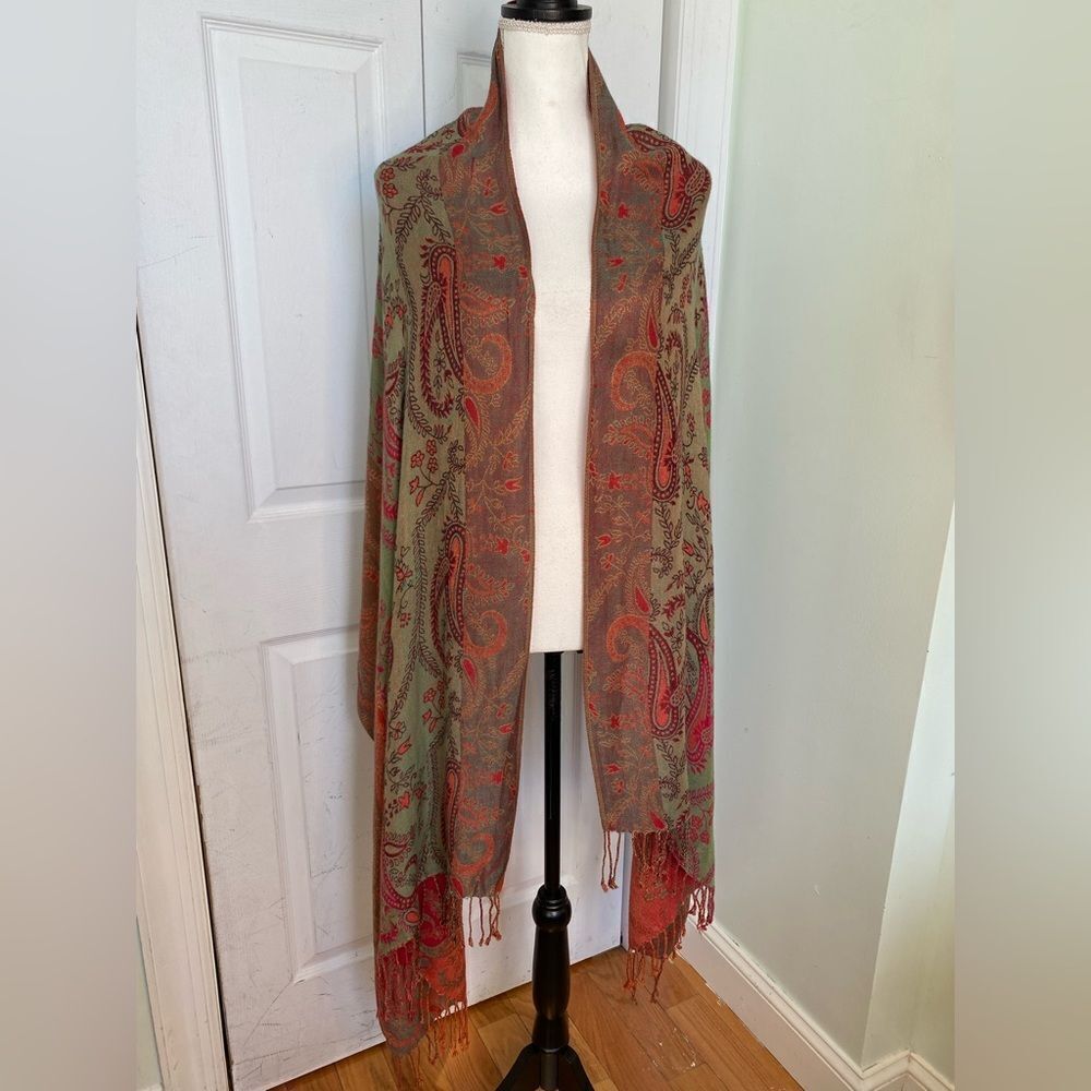Vintage Vibrant Paisley Pashmina